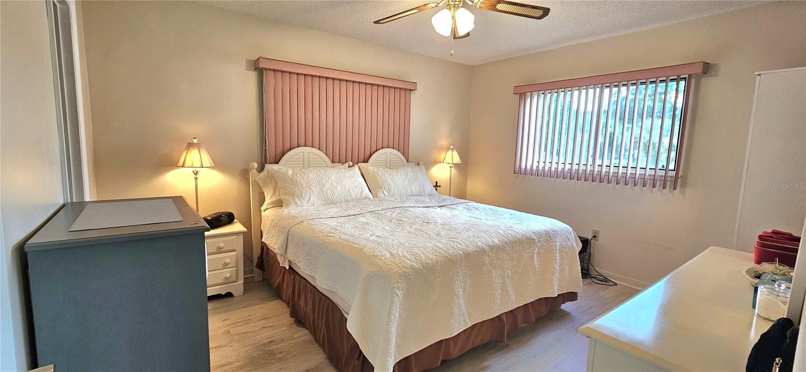 PALM CAY - Residential