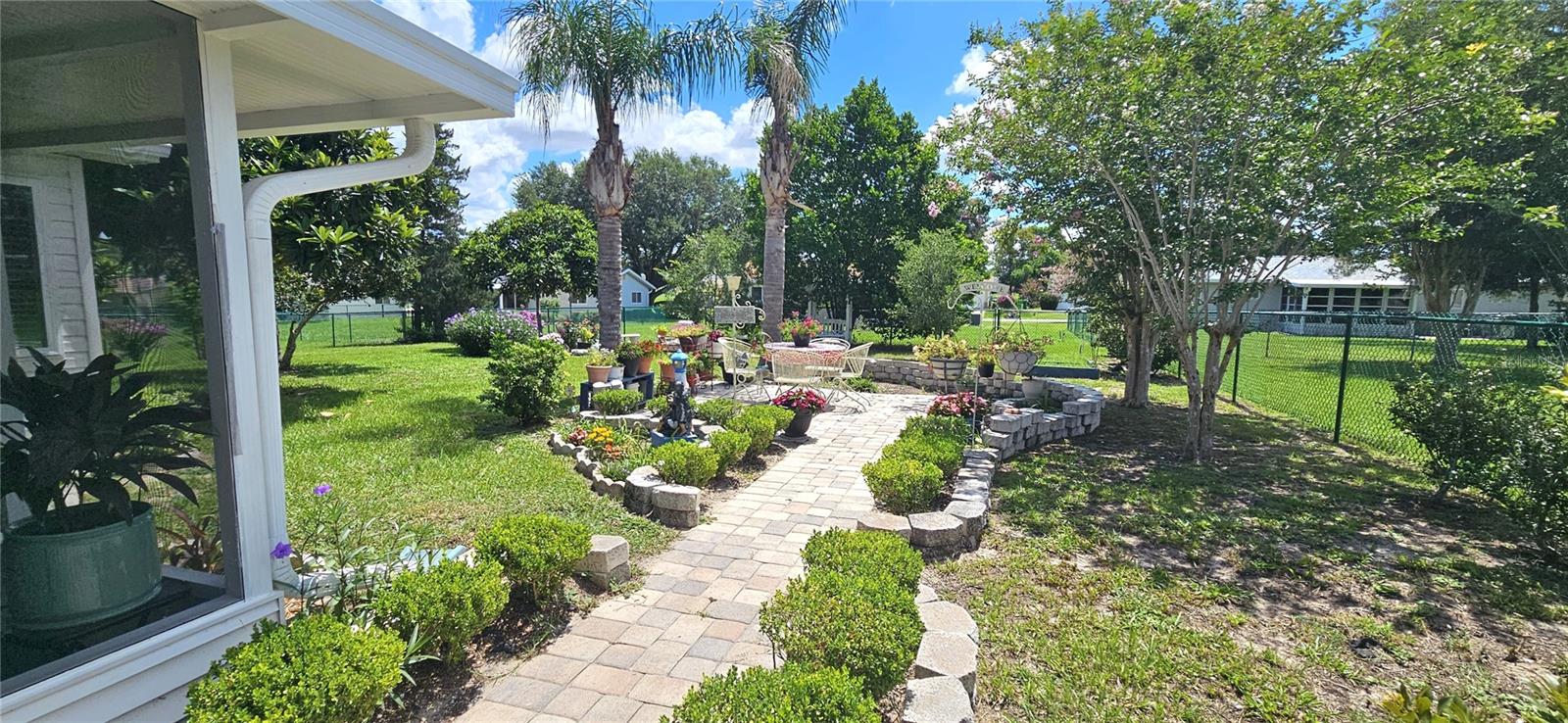 PALM CAY - Residential