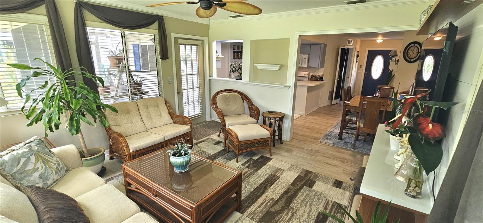PALM CAY - Residential