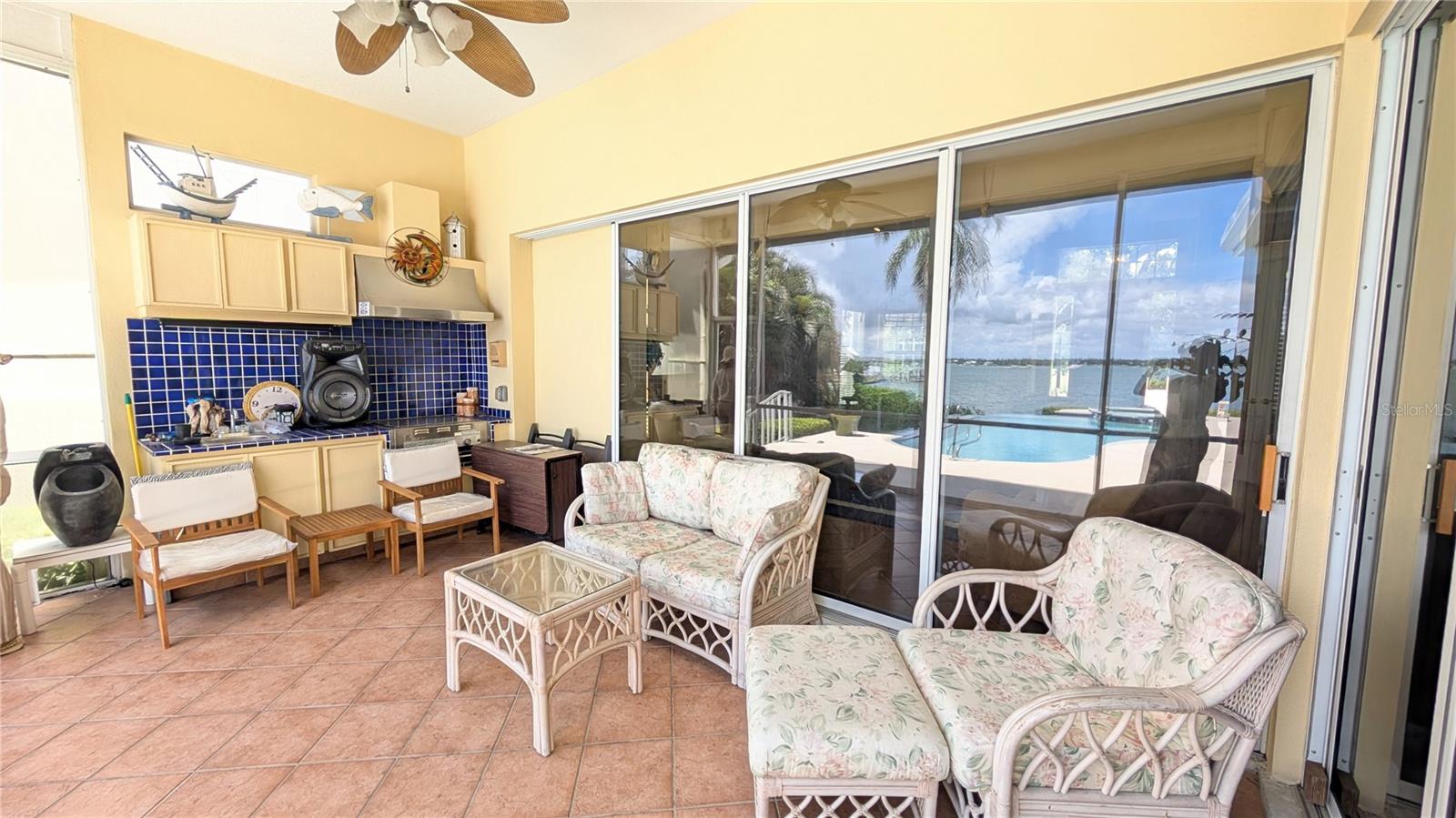DOLPHIN CAY PHASE I - Residential Lease