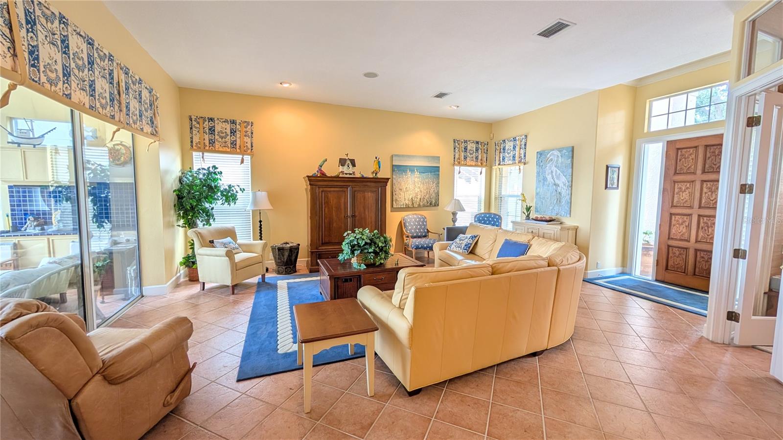 DOLPHIN CAY PHASE I - Residential Lease