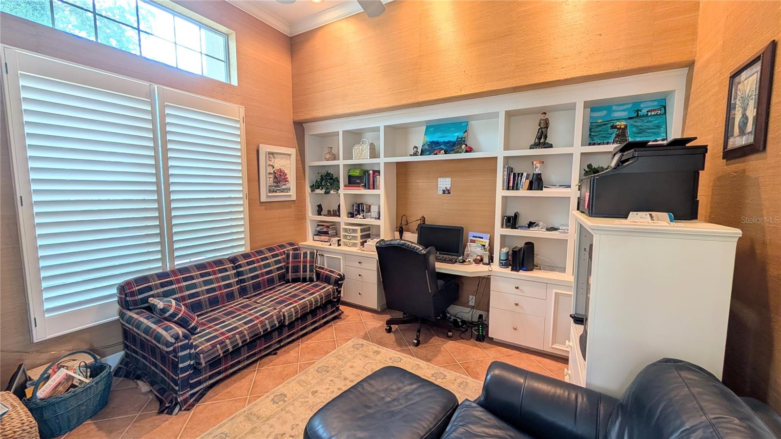 DOLPHIN CAY PHASE I - Residential Lease