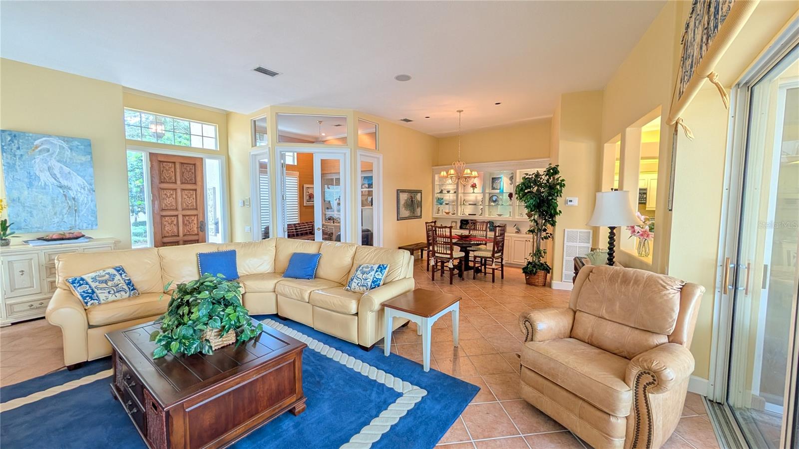 DOLPHIN CAY PHASE I - Residential Lease