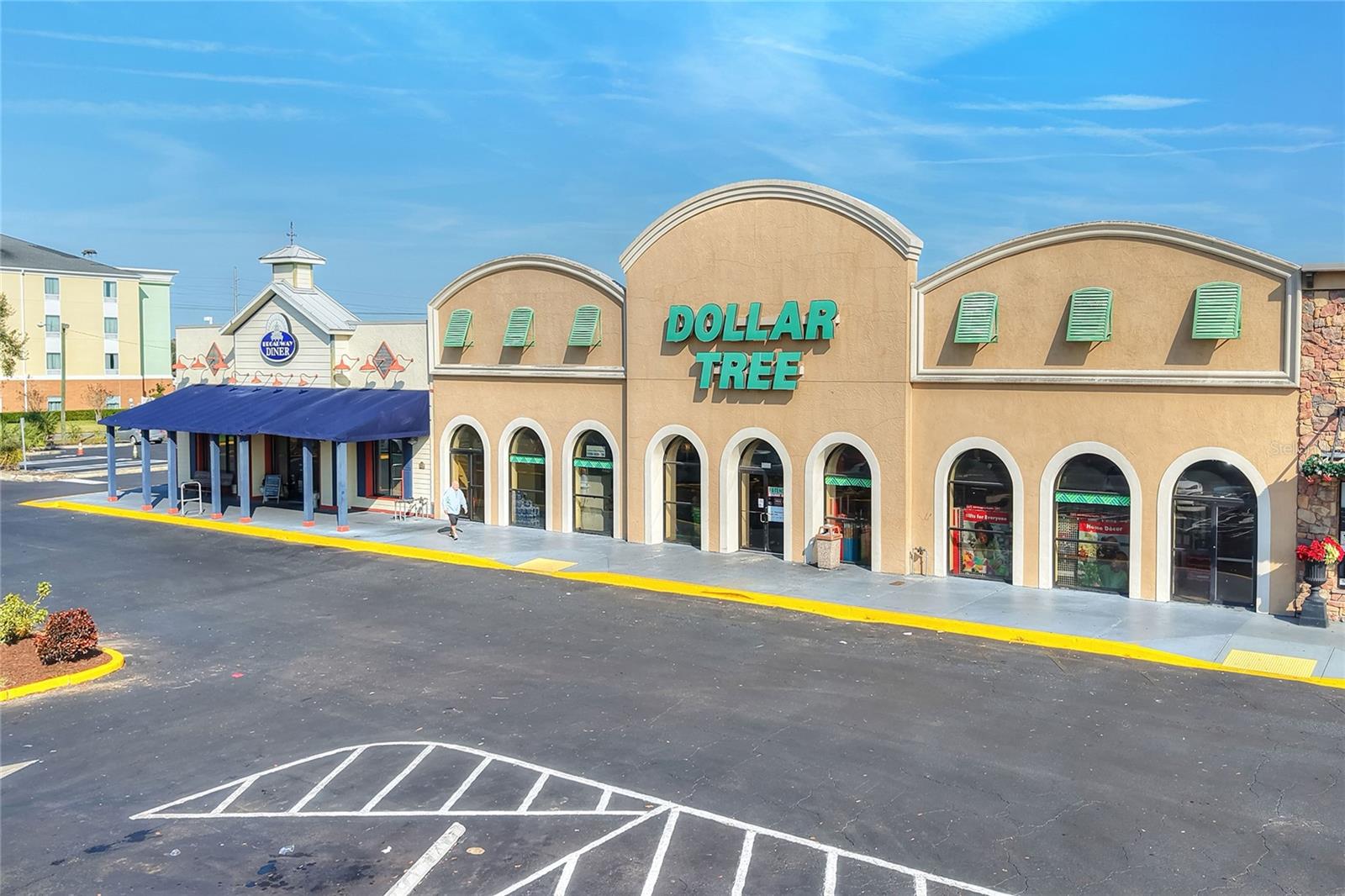 YOUNGS BARTOW PLAZA CONDO COM - Commercial Sale