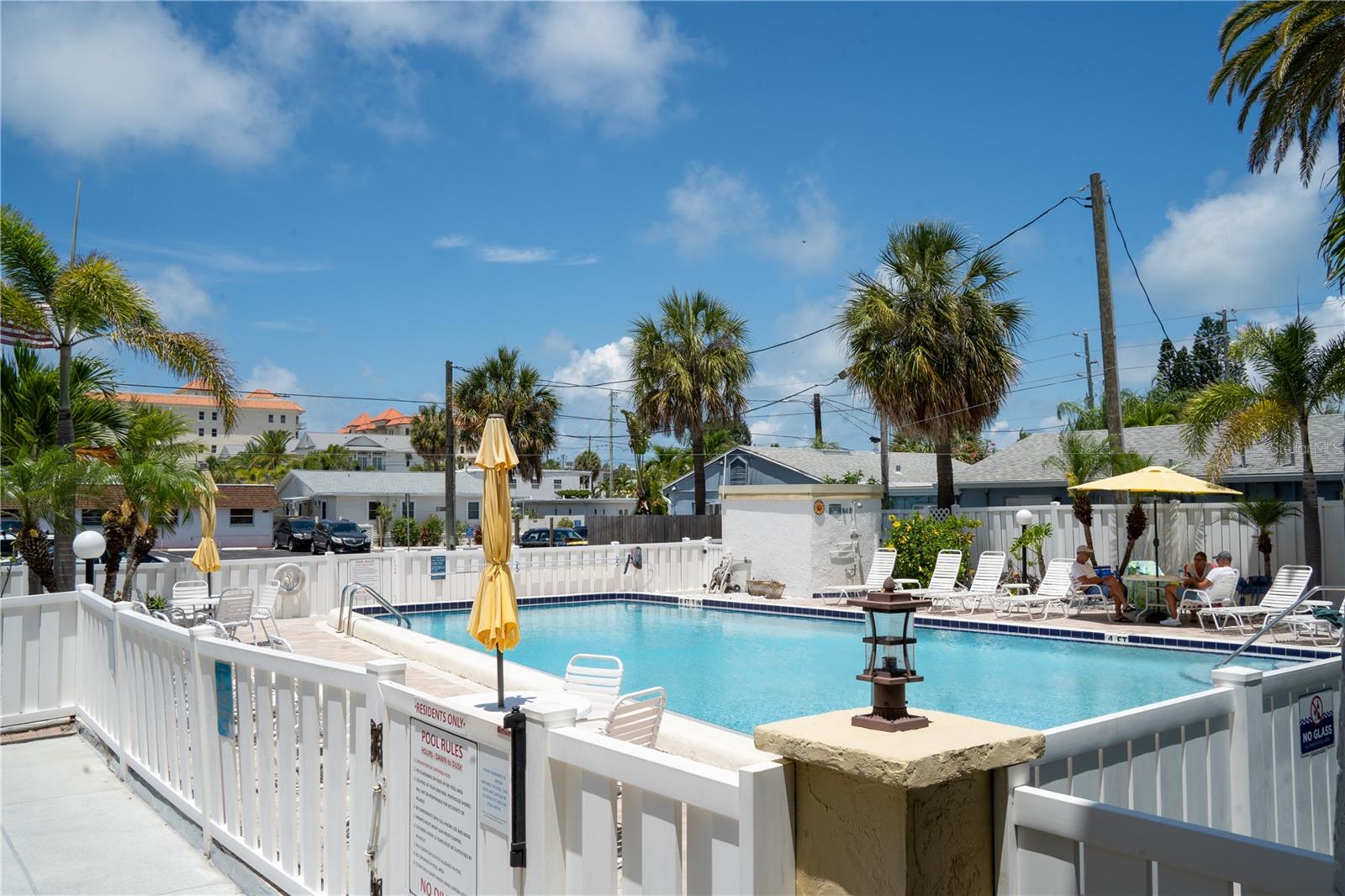 PENTHOUSE SHORES CONDO - Residential