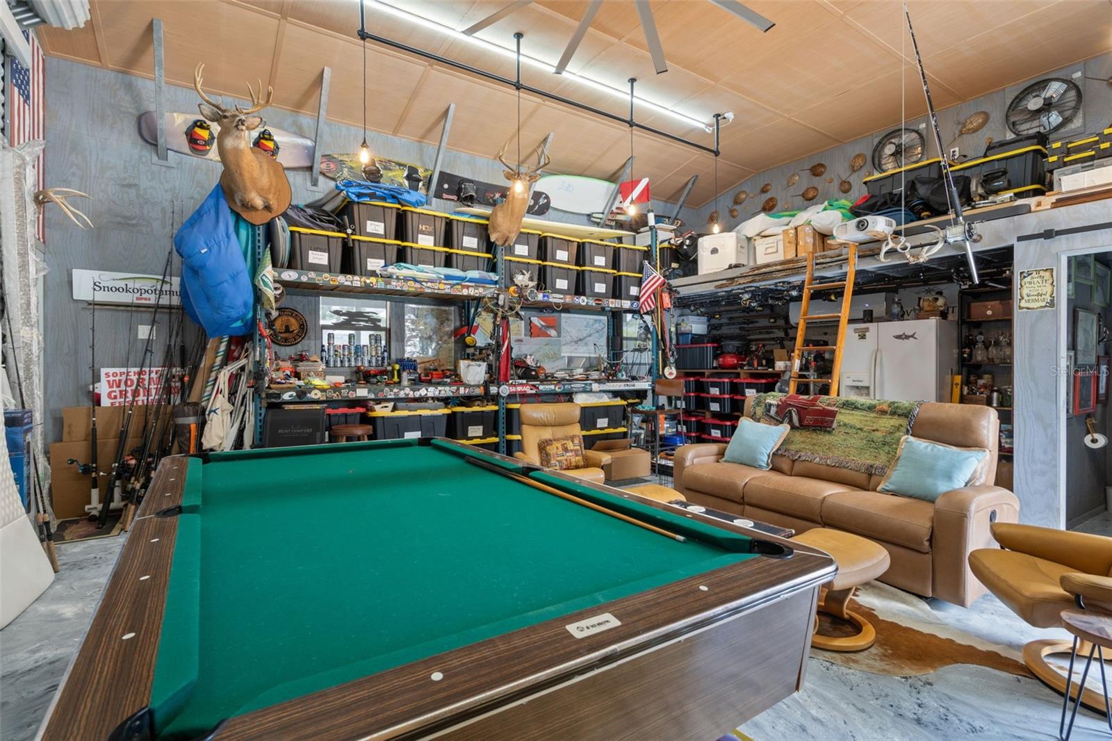 BEL MAR REV ISLAND UNIT - Residential