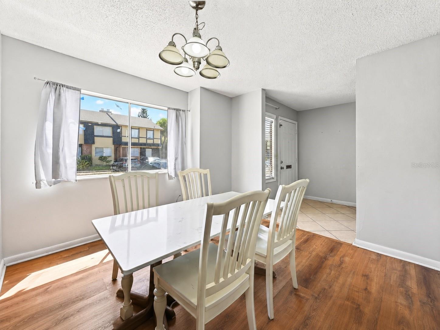 HUNTINGTON ON GREEN CONDO - Residential