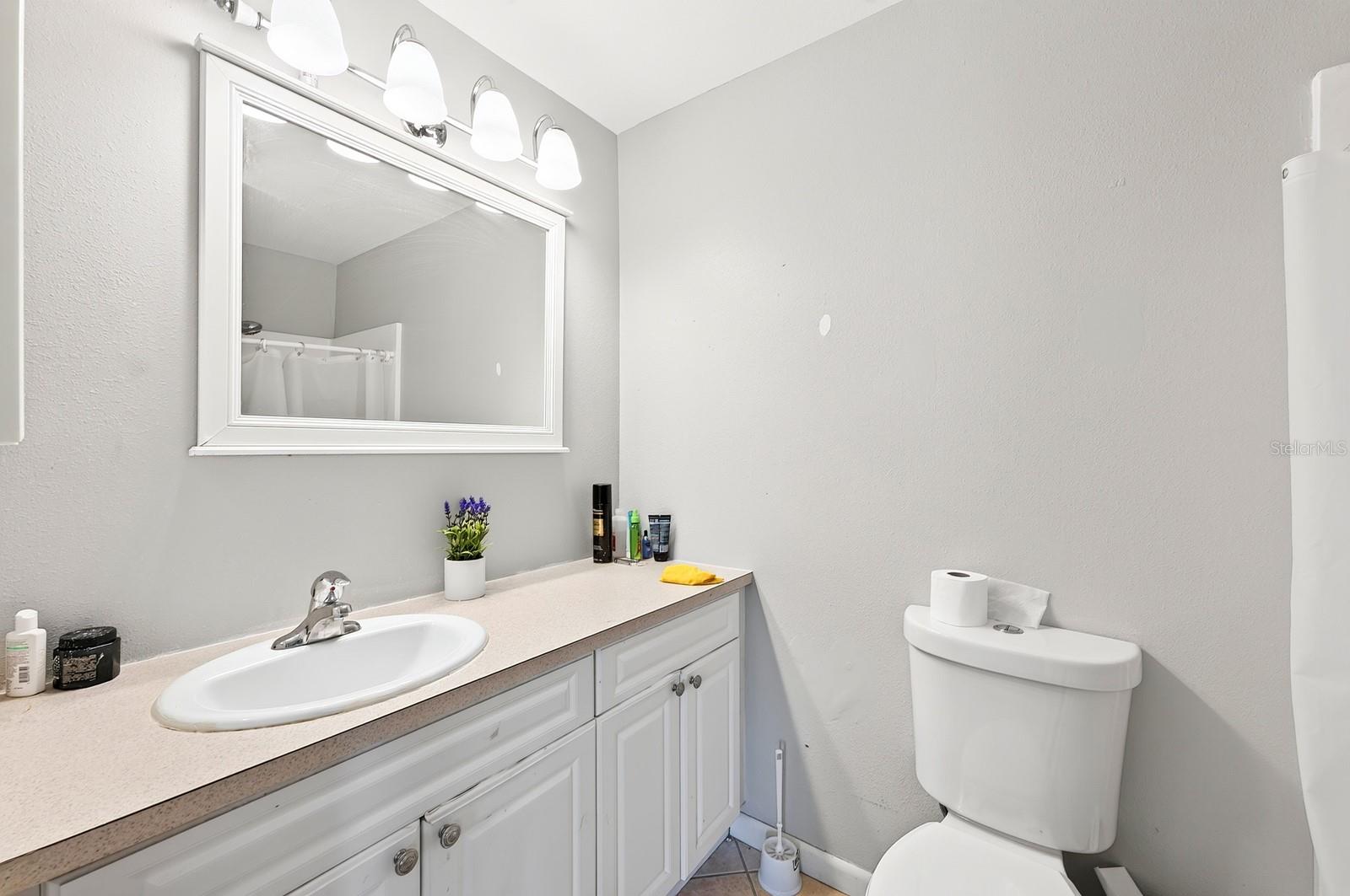 HUNTINGTON ON GREEN CONDO - Residential