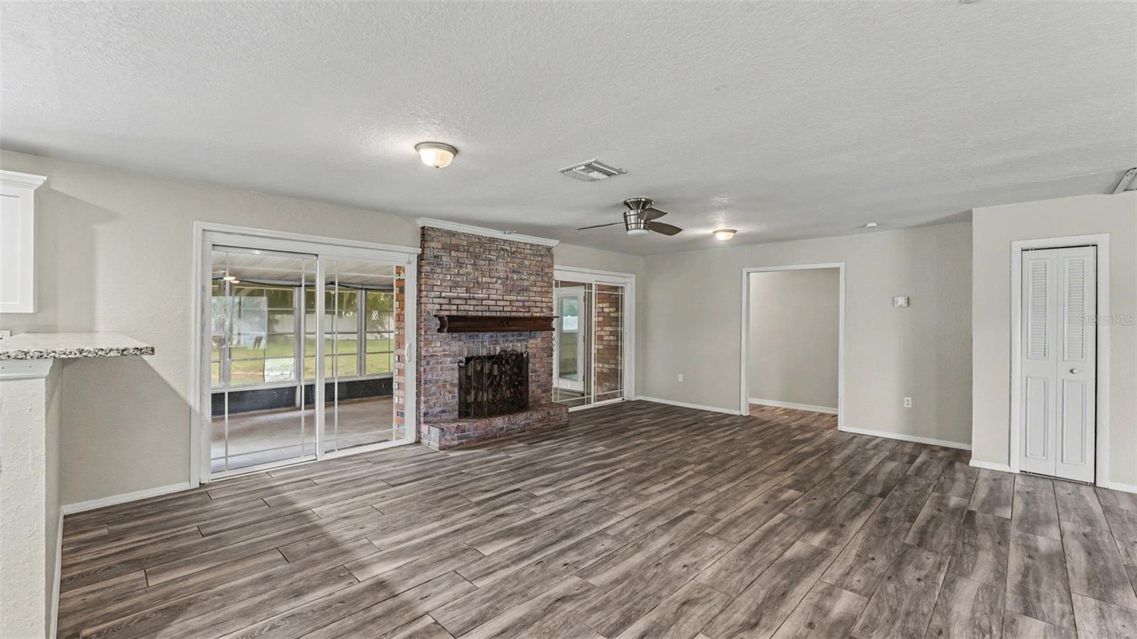 PINE LAKE SUB - Residential