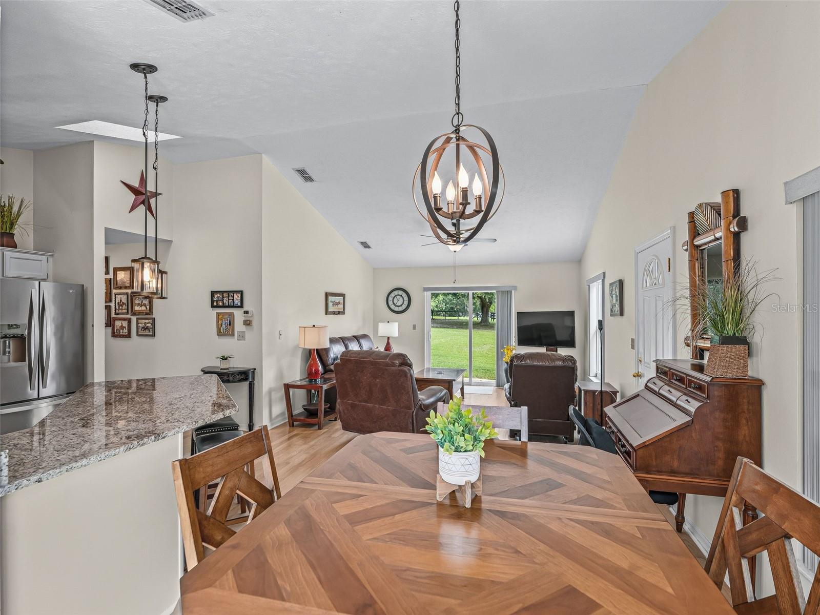 OTTING PINES - Residential