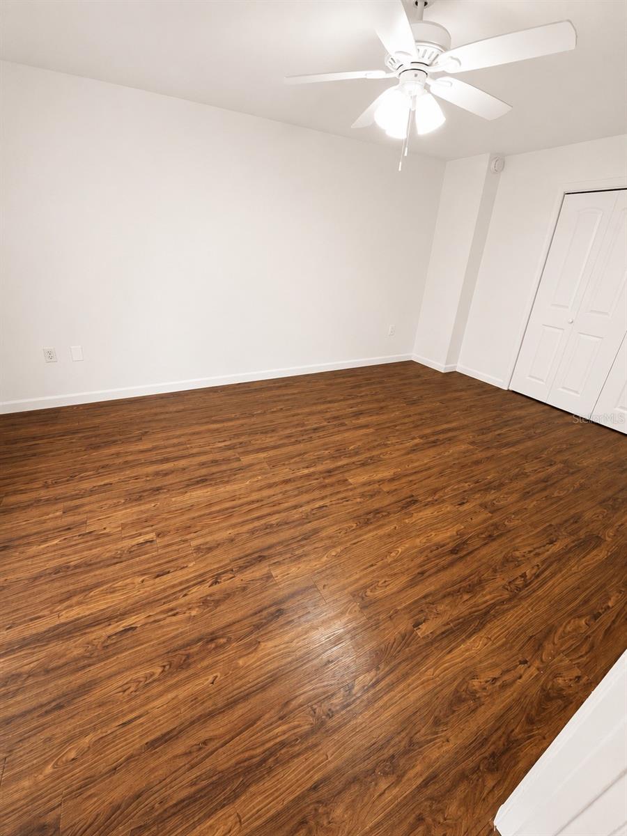 BRIARWOOD APARTMENTS - Residential Lease