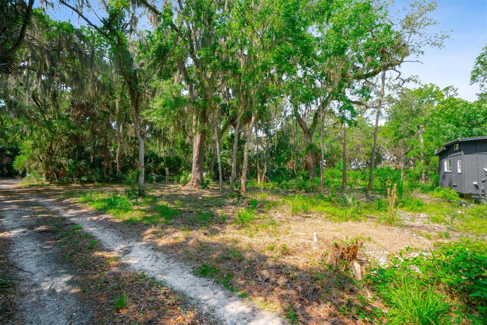 FT GEORGE ISLAND SUB - Land
