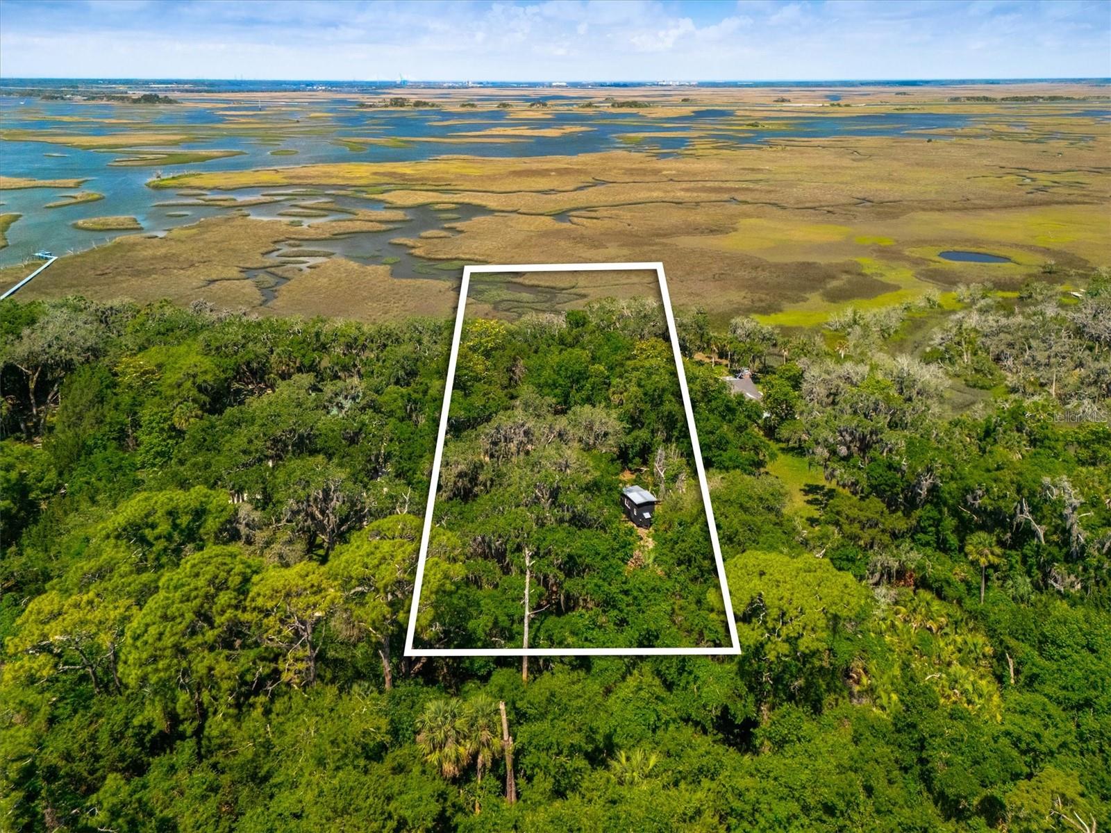 FT GEORGE ISLAND SUB - Land