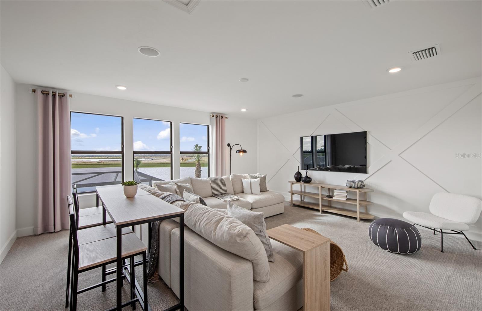 GRANDURA - Residential