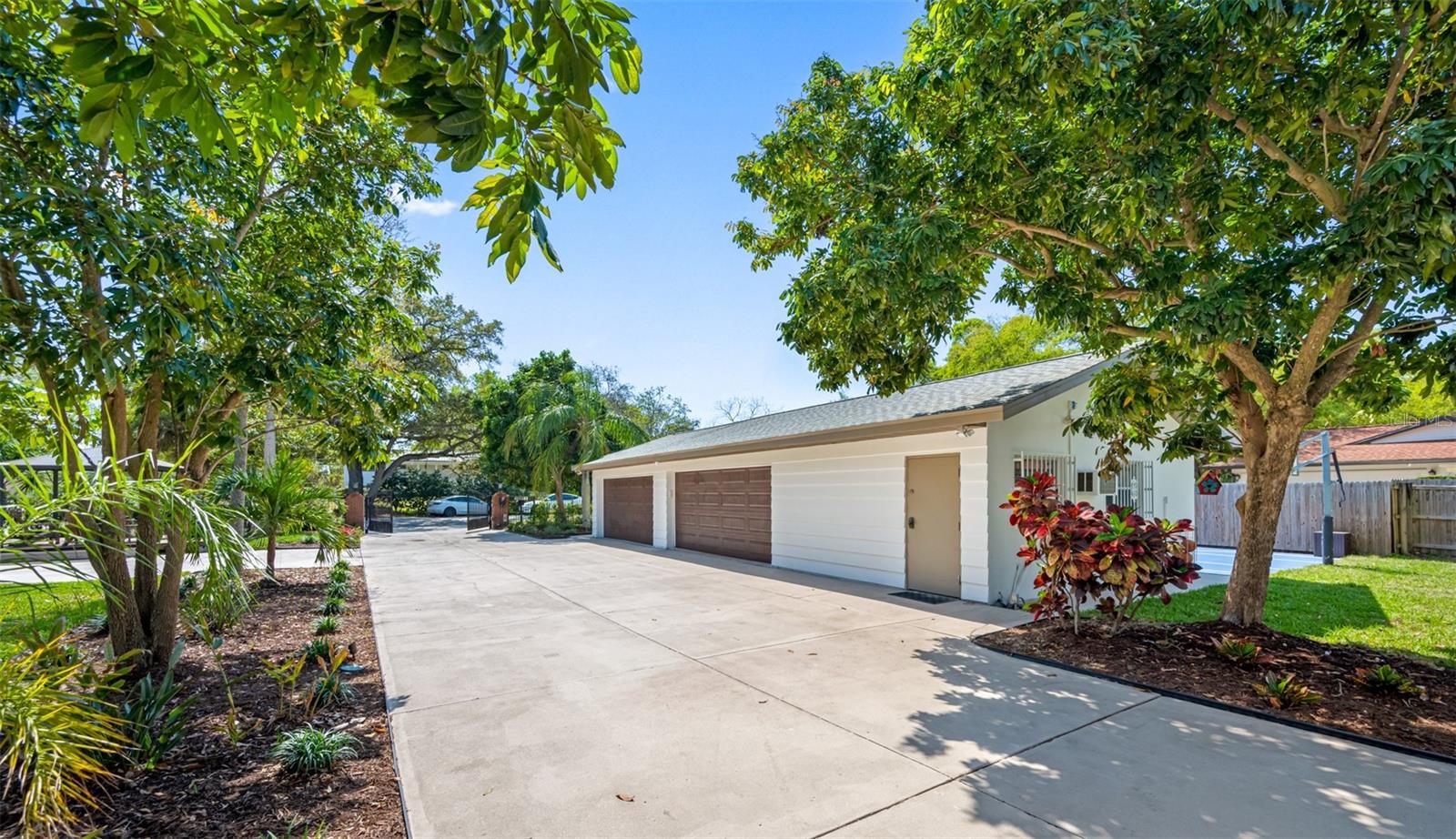 NORRIS ACRE - Residential