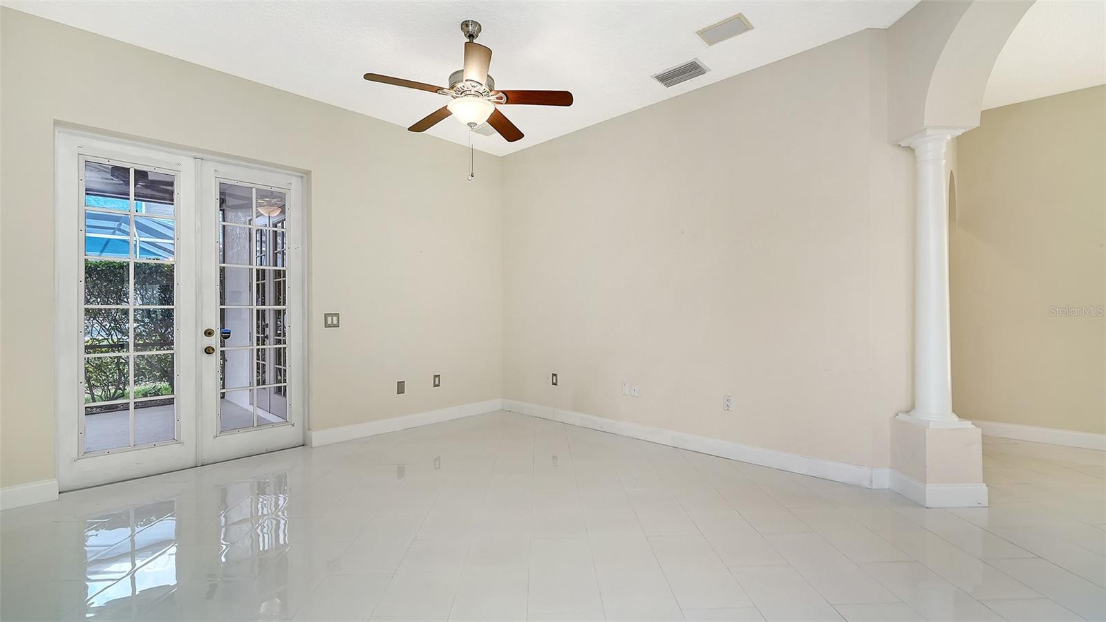 RIVERDALE REV - Residential