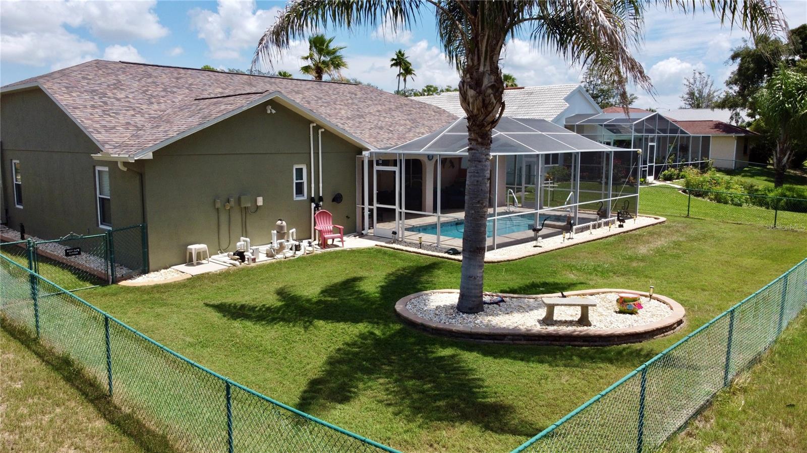 SEVEN HILLS - Residential