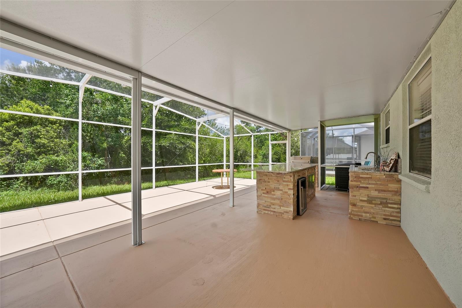MEADOW POINTE IV - Residential