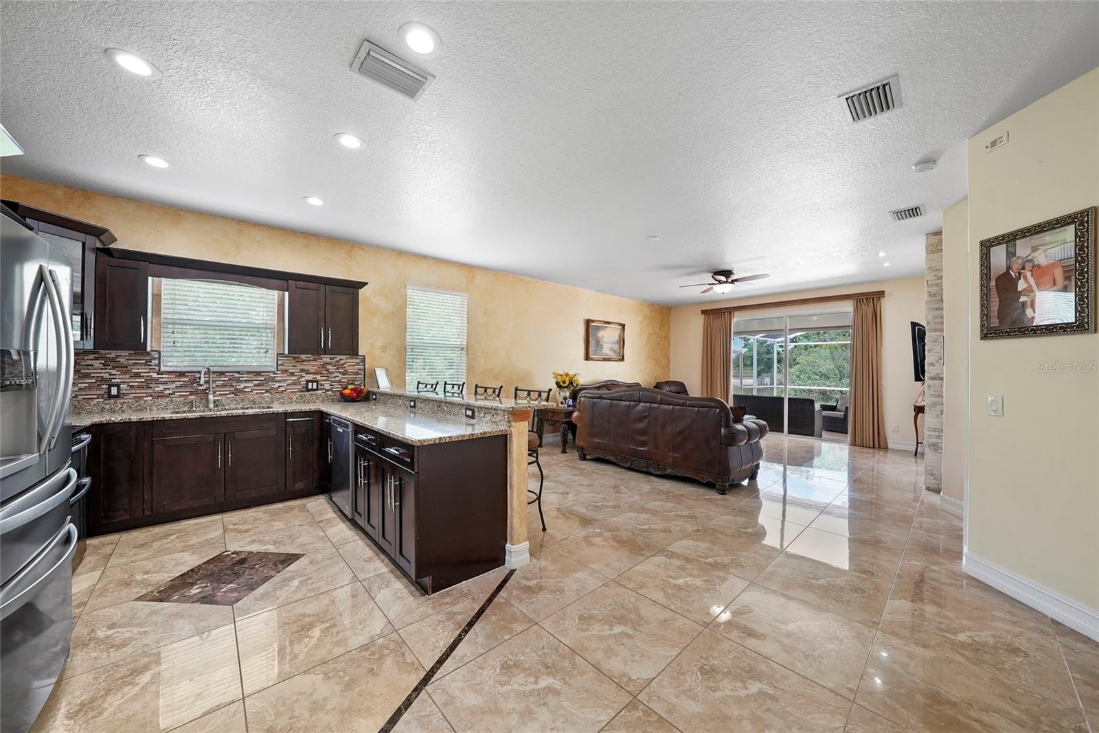 MEADOW POINTE IV - Residential