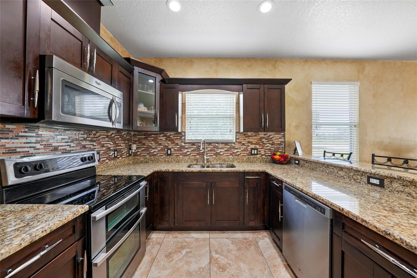 MEADOW POINTE IV - Residential