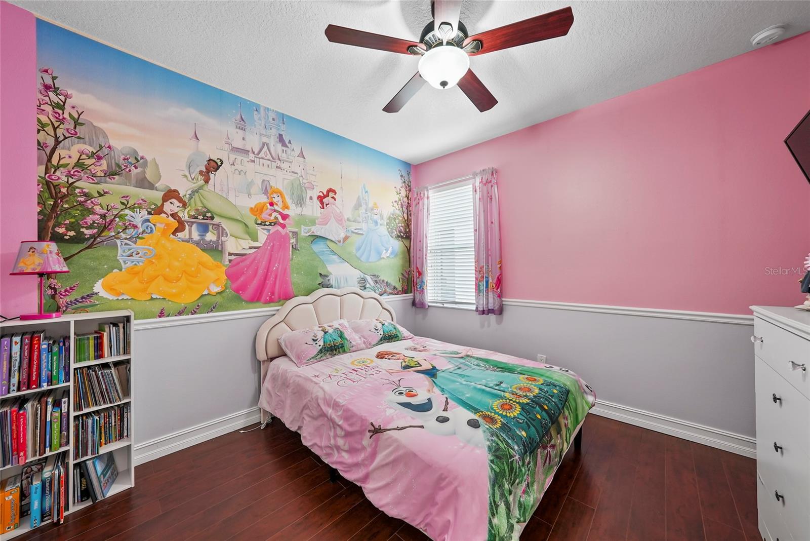 MEADOW POINTE IV - Residential