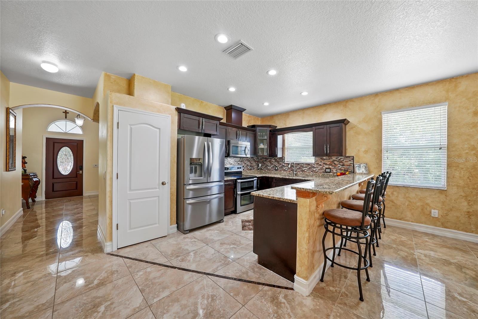 MEADOW POINTE IV - Residential