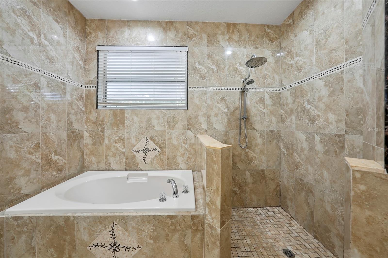 MEADOW POINTE IV - Residential