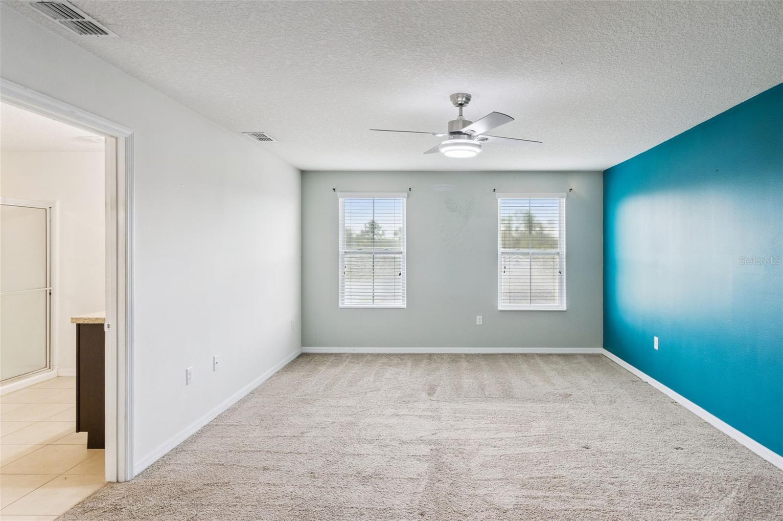 LAKESIDE LANDINGS PH 01 - Residential