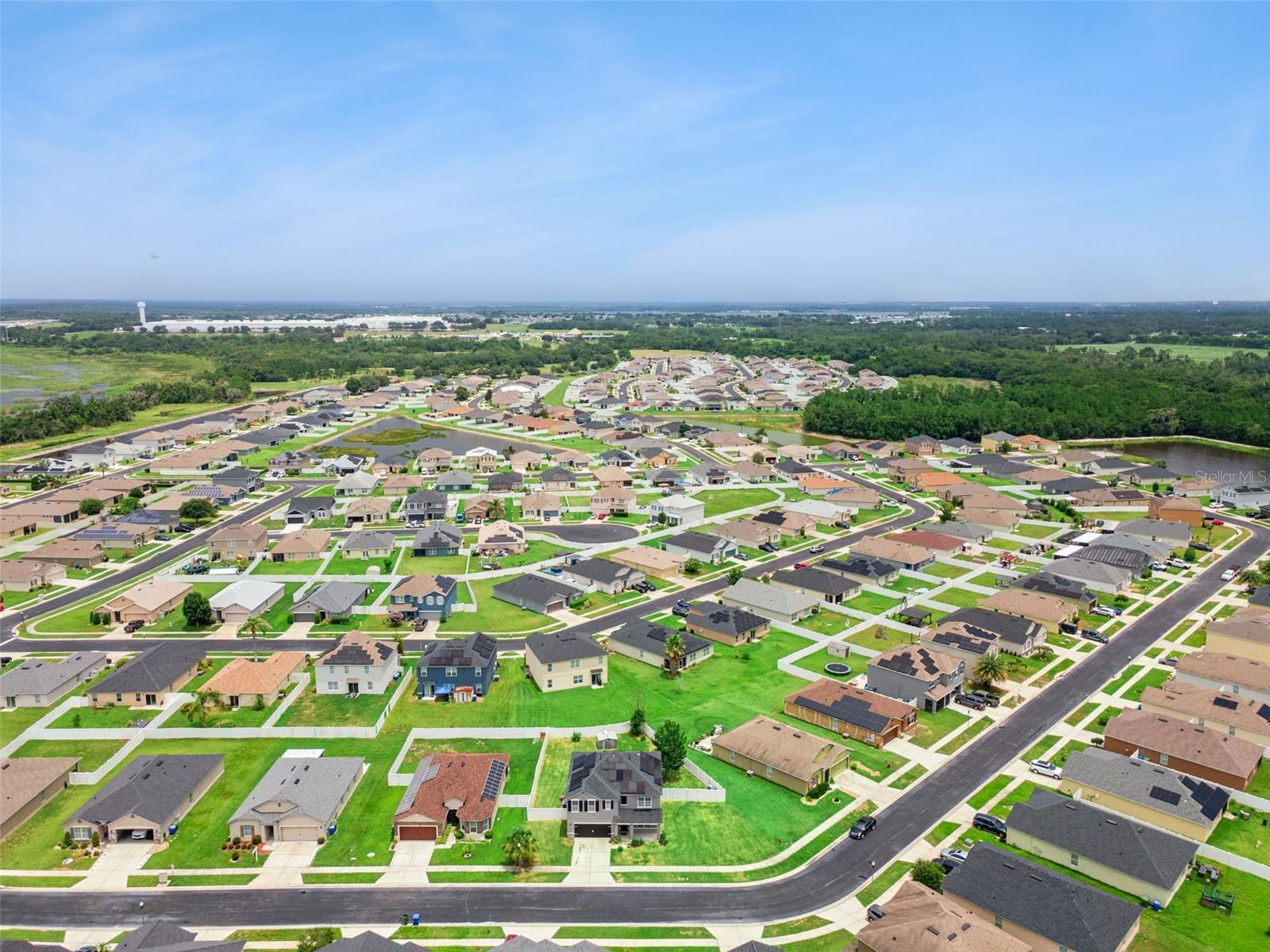 LAKESIDE LANDINGS PH 01 - Residential