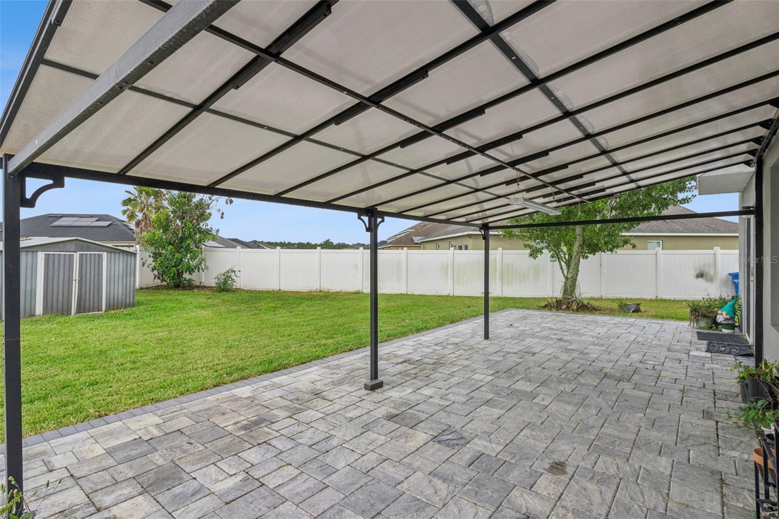 LAKESIDE LANDINGS PH 01 - Residential