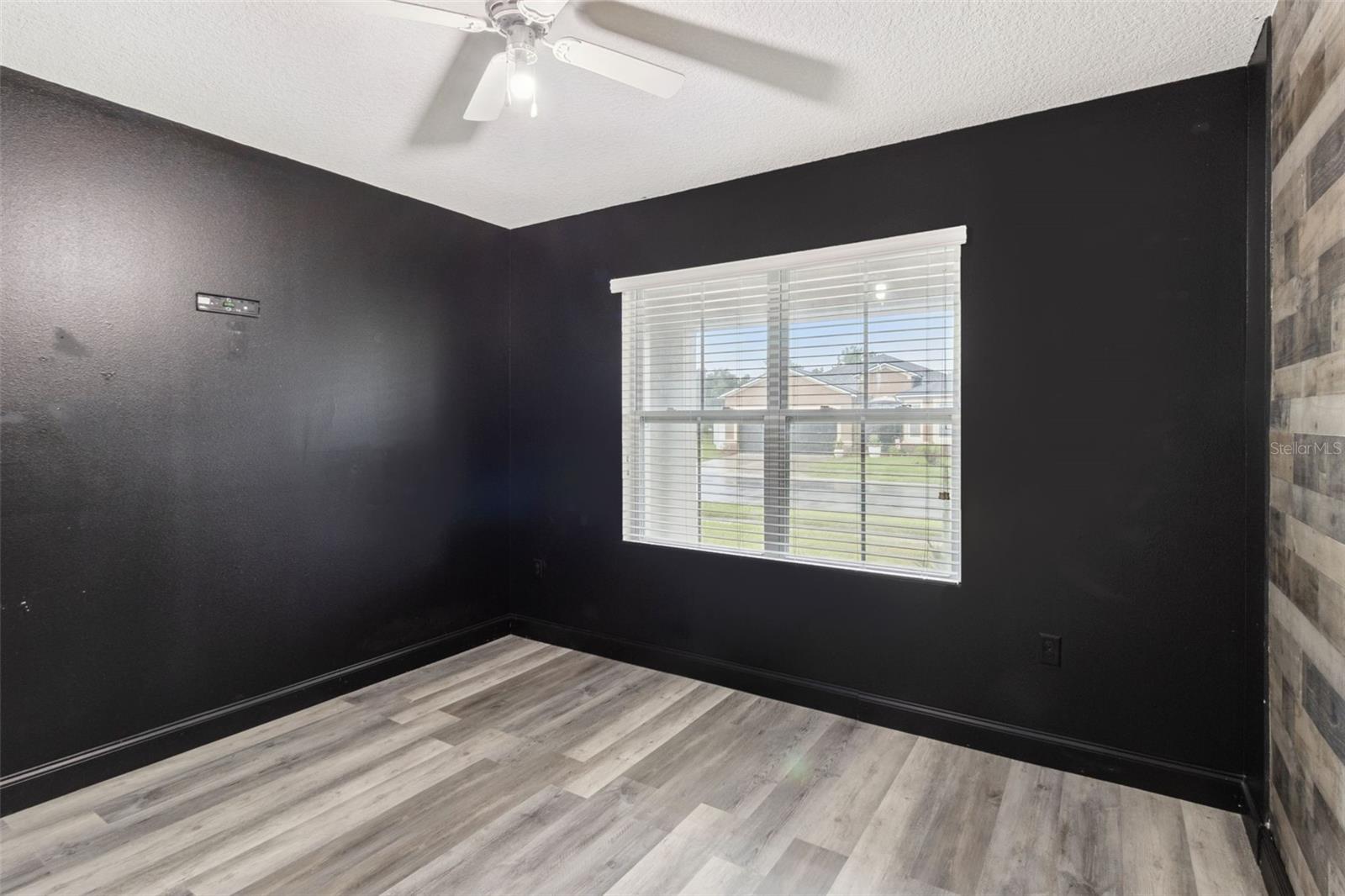 LAKESIDE LANDINGS PH 01 - Residential