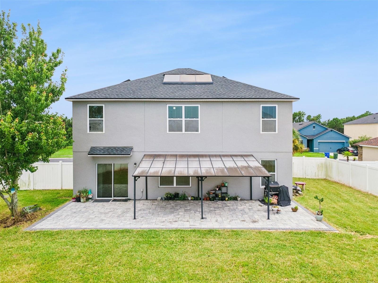 LAKESIDE LANDINGS PH 01 - Residential