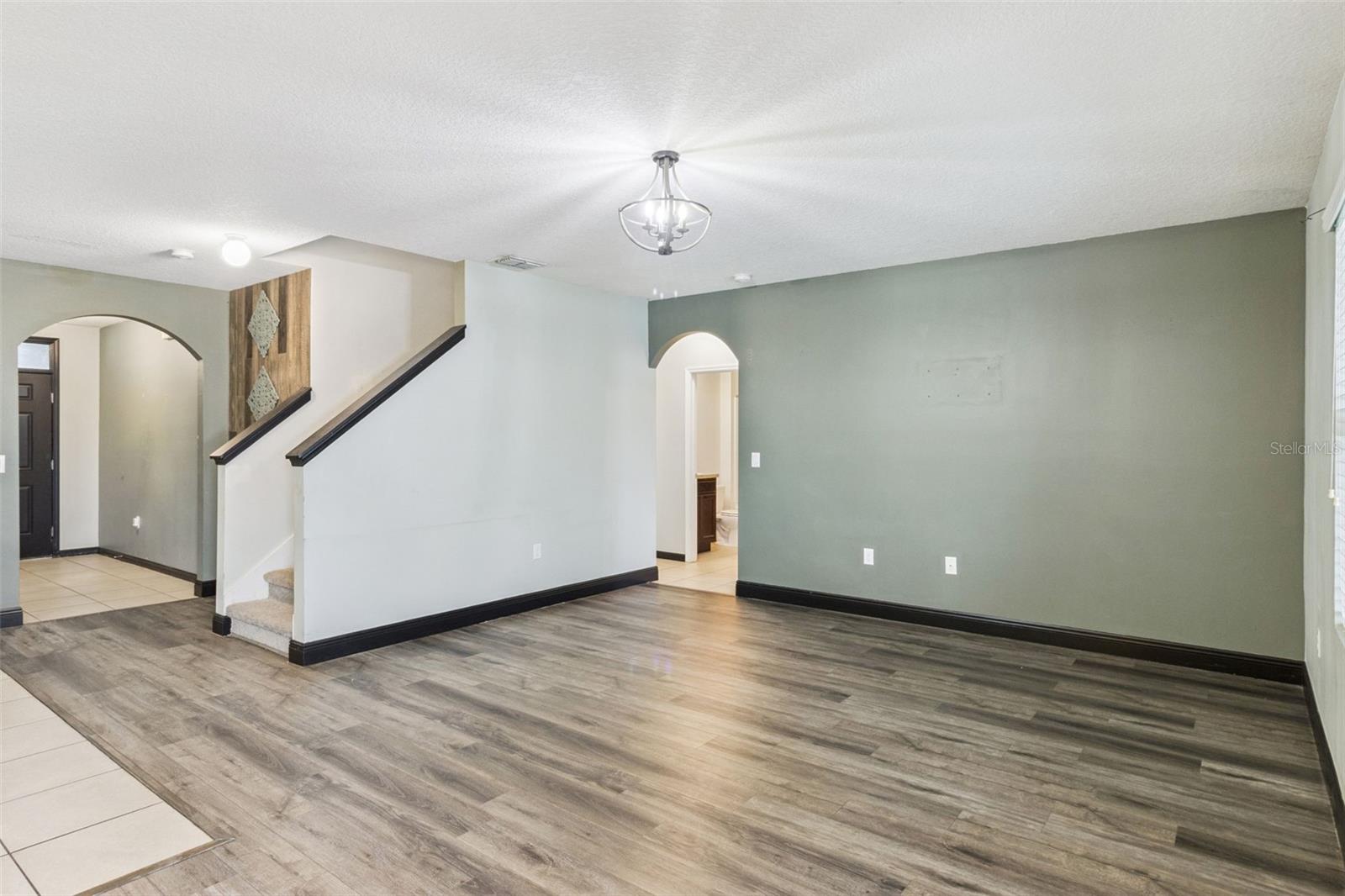 LAKESIDE LANDINGS PH 01 - Residential