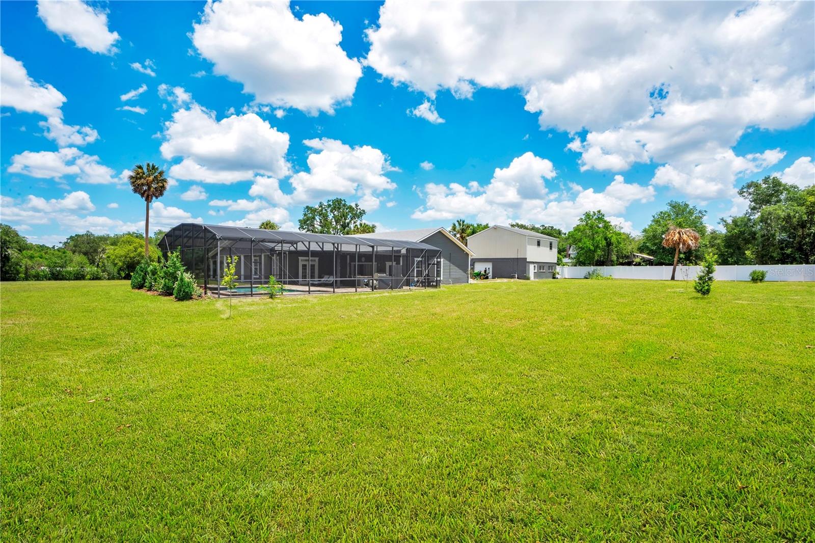 ACREAGE - Residential