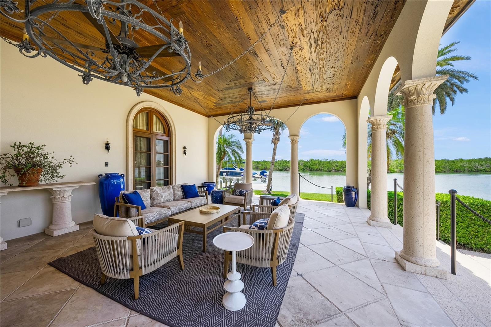 SAINT ARMANDS DIV JOHN RINGLING ESTATES - Residential