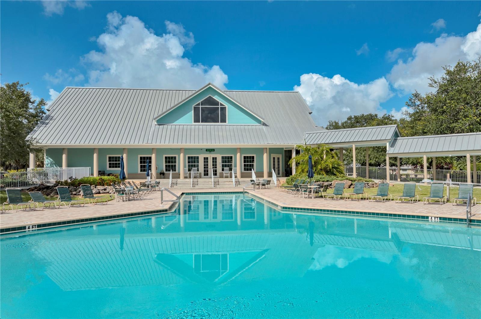 HERITAGE OAK PARK-WATERSIDE CLUB 04 AT HERITAGE - Residential