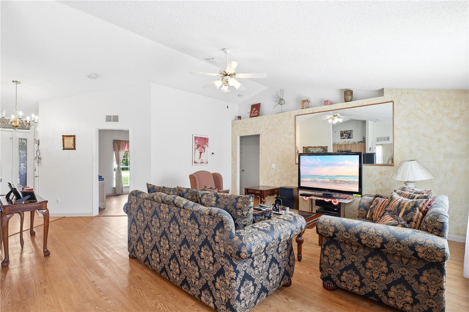 DELTONA LAKES UNIT 17 - Residential