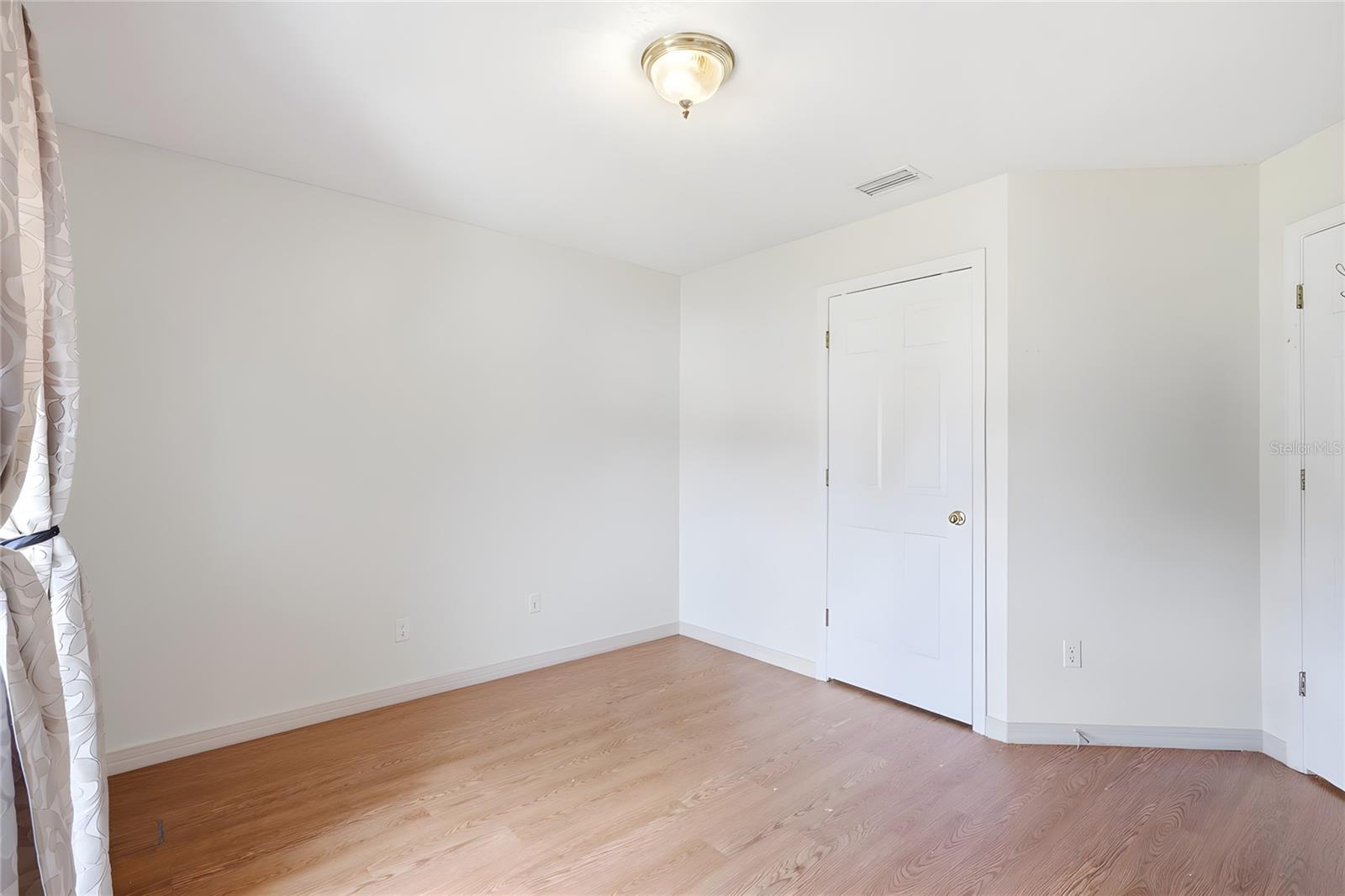 DELTONA LAKES UNIT 17 - Residential