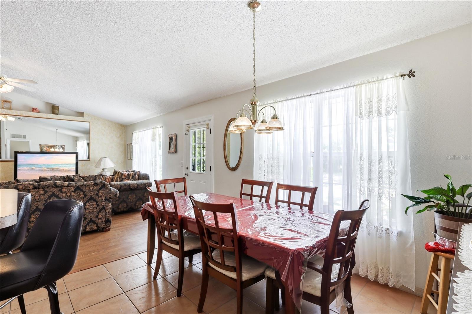 DELTONA LAKES UNIT 17 - Residential