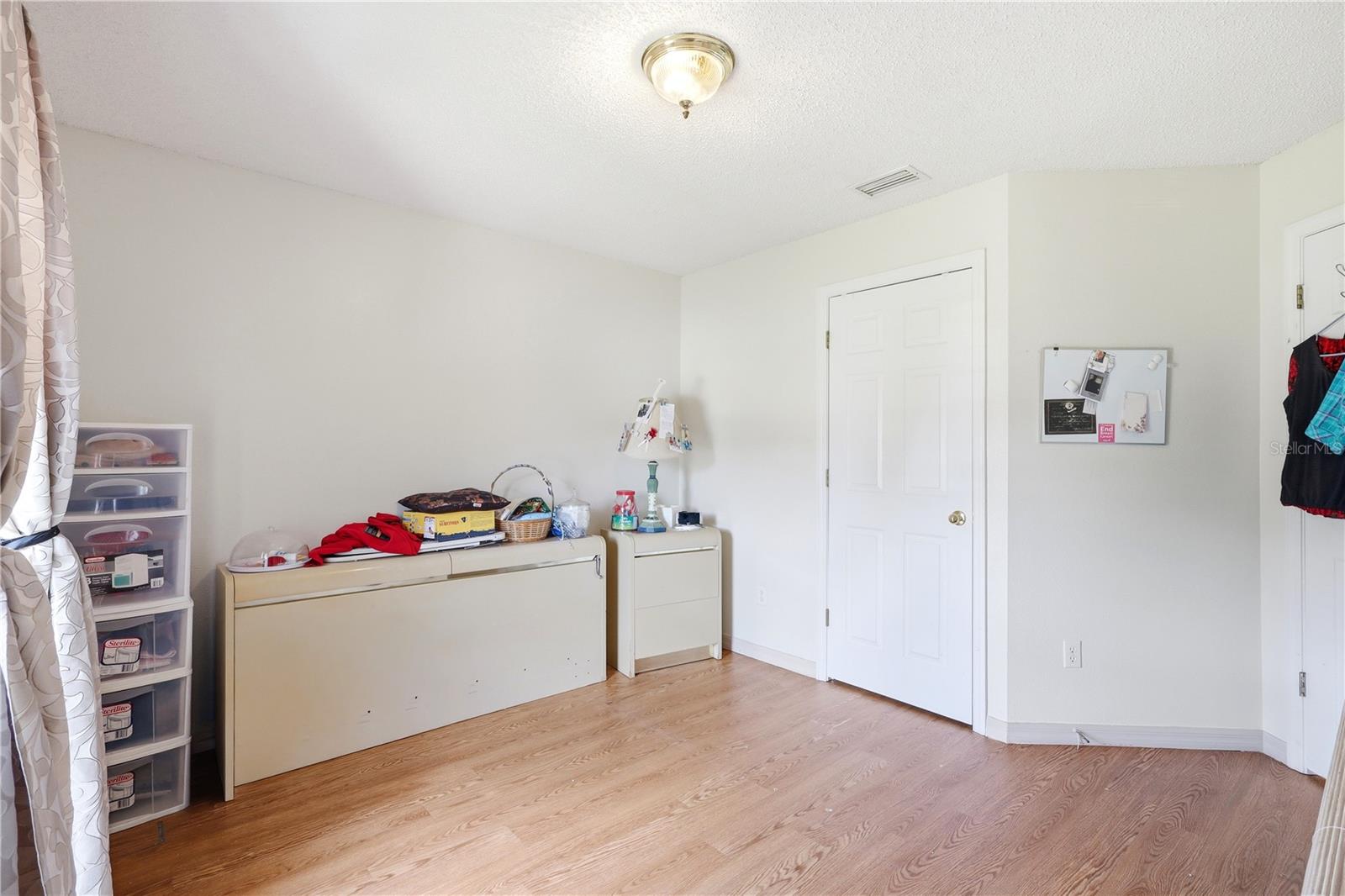 DELTONA LAKES UNIT 17 - Residential