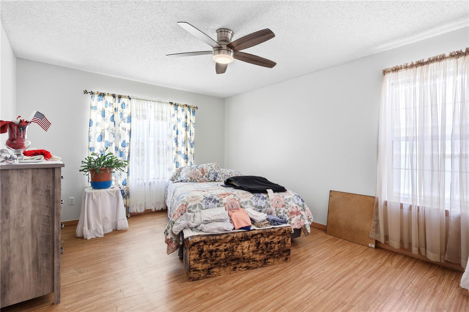 DELTONA LAKES UNIT 17 - Residential