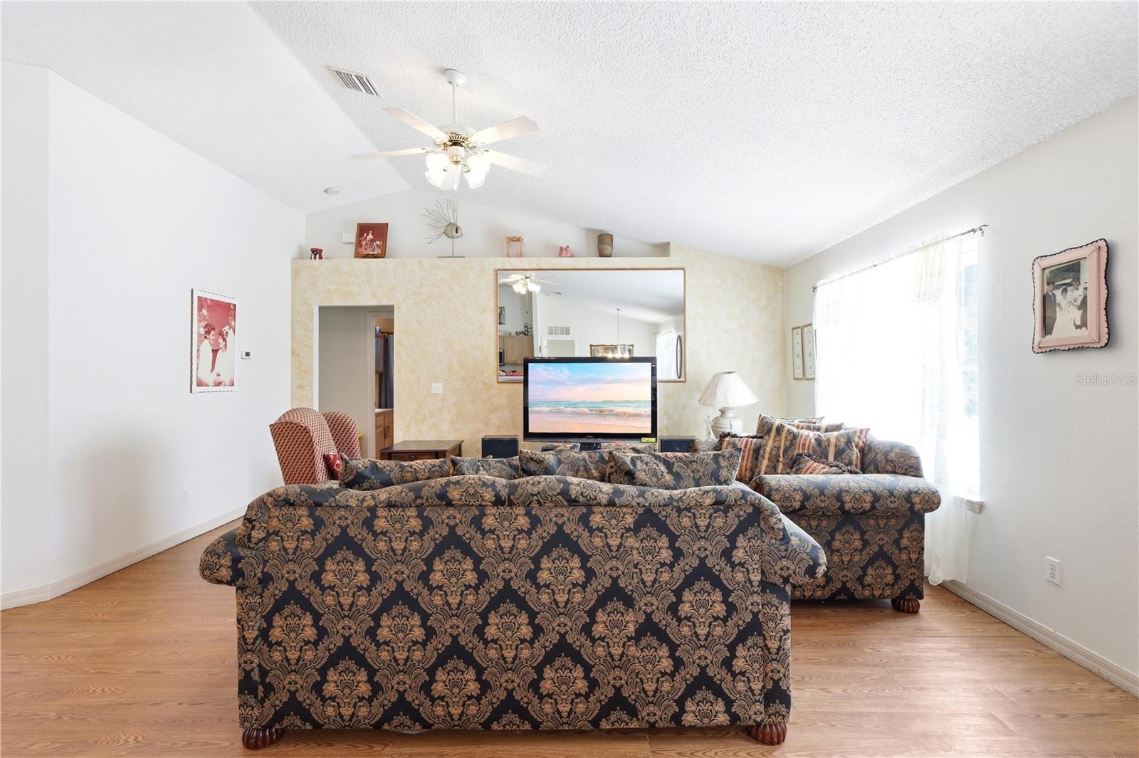 DELTONA LAKES UNIT 17 - Residential