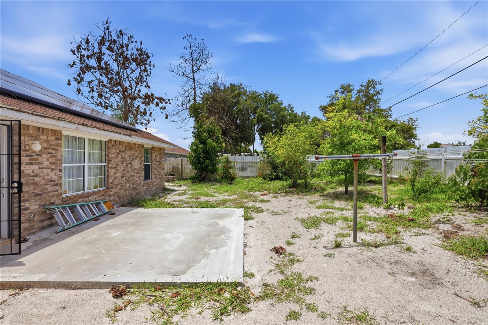 DELTONA LAKES UNIT 17 - Residential