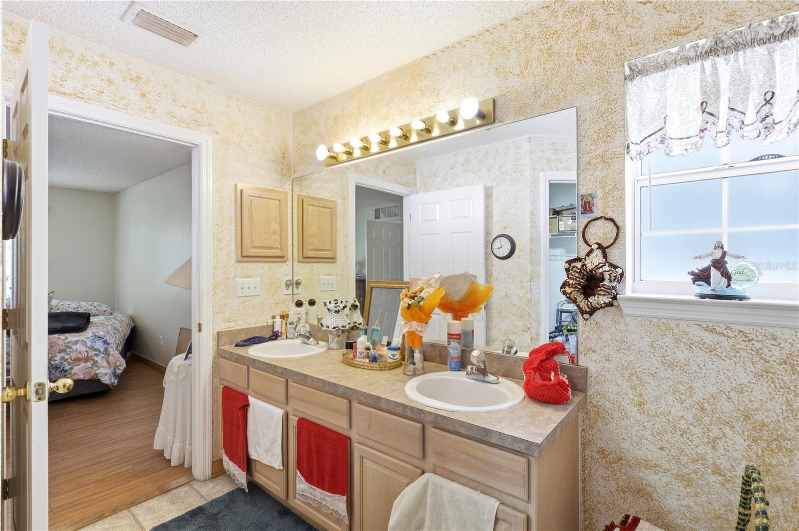 DELTONA LAKES UNIT 17 - Residential