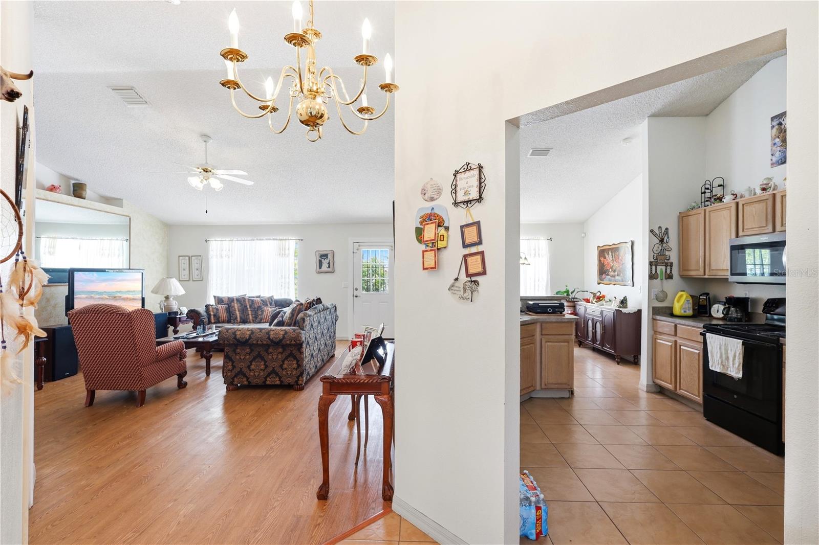 DELTONA LAKES UNIT 17 - Residential