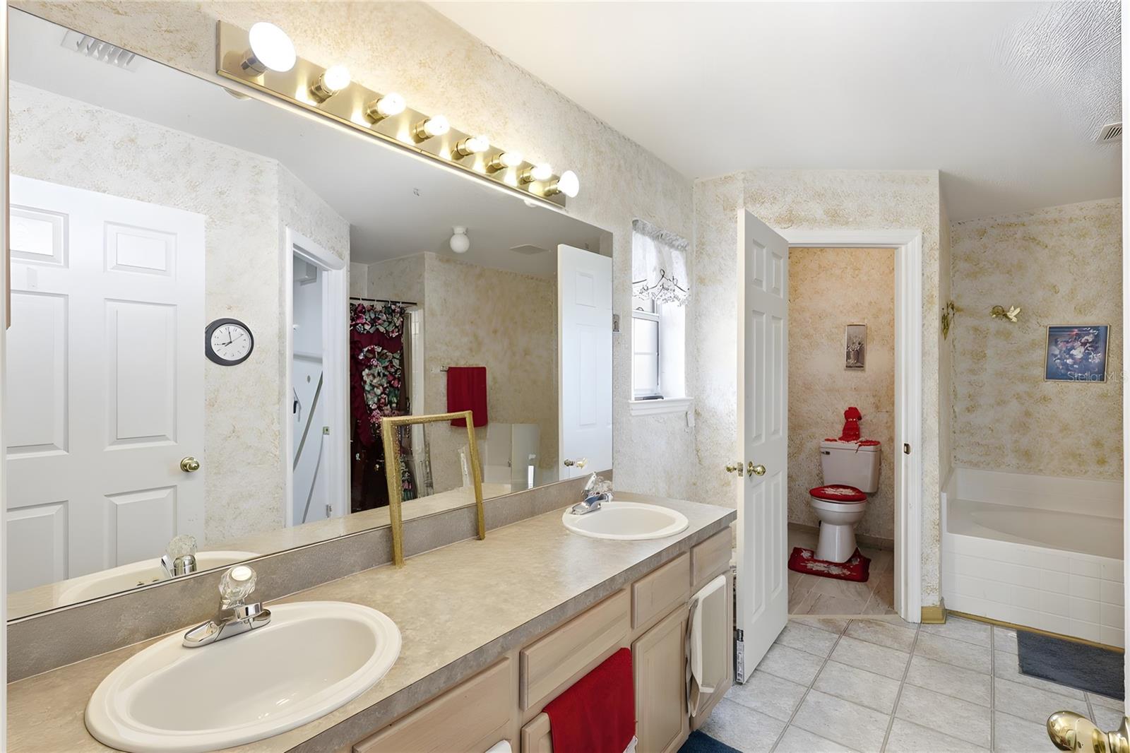 DELTONA LAKES UNIT 17 - Residential