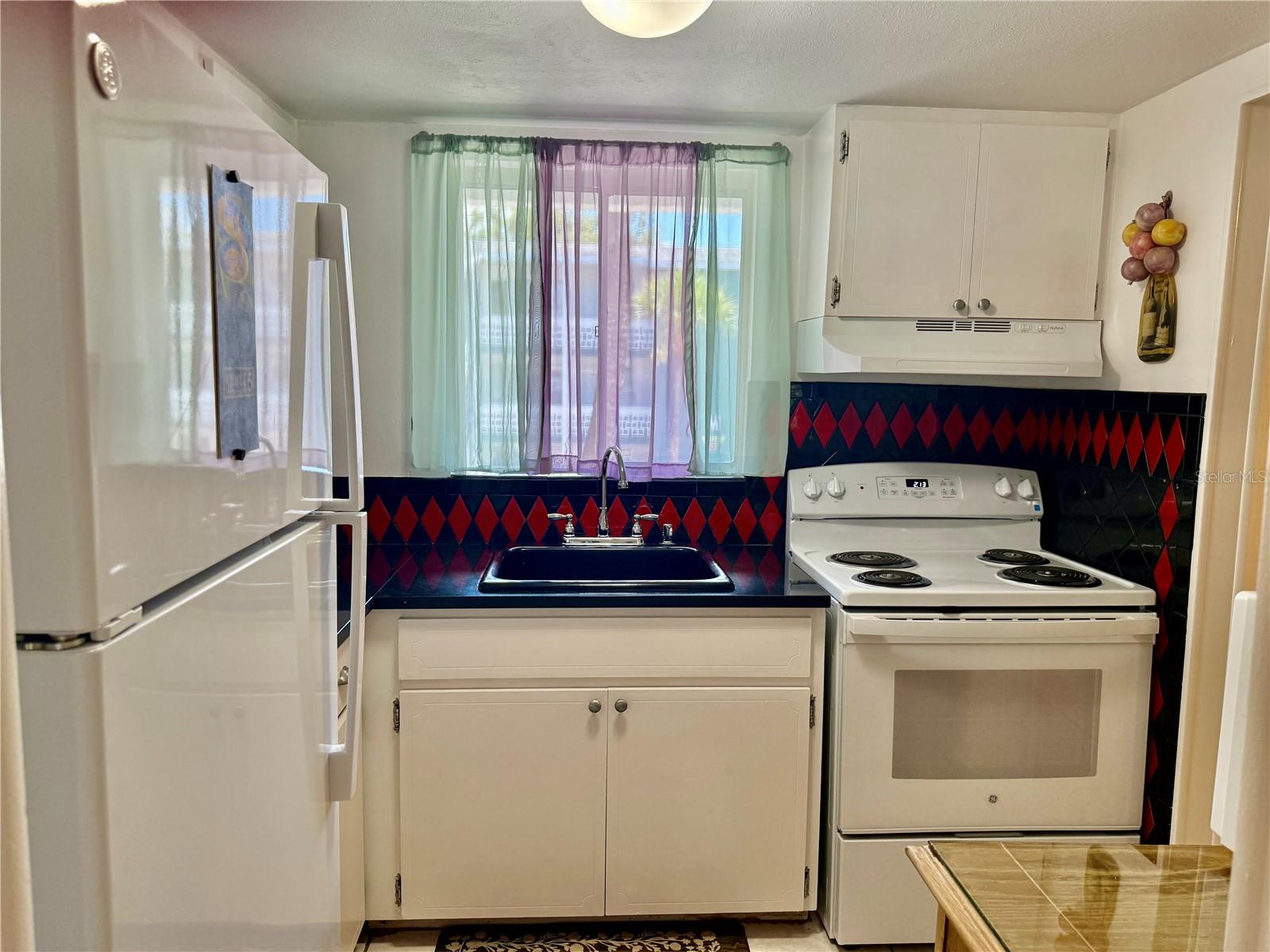 BAYSHORE SECOND CONDO SEC 15 - Residential