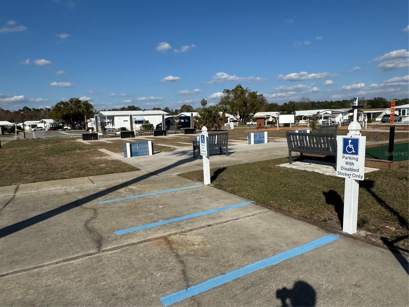 AMERICAN CONDOMINIUM PARKS - ZEPHYRHILLS - Residential