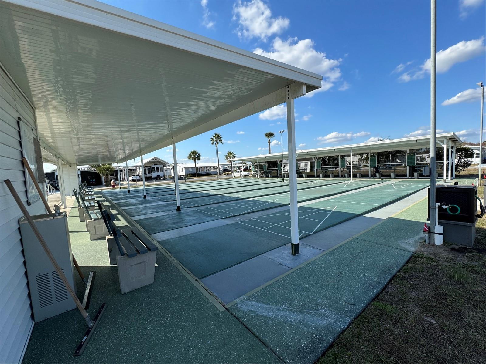 AMERICAN CONDOMINIUM PARKS - ZEPHYRHILLS - Residential