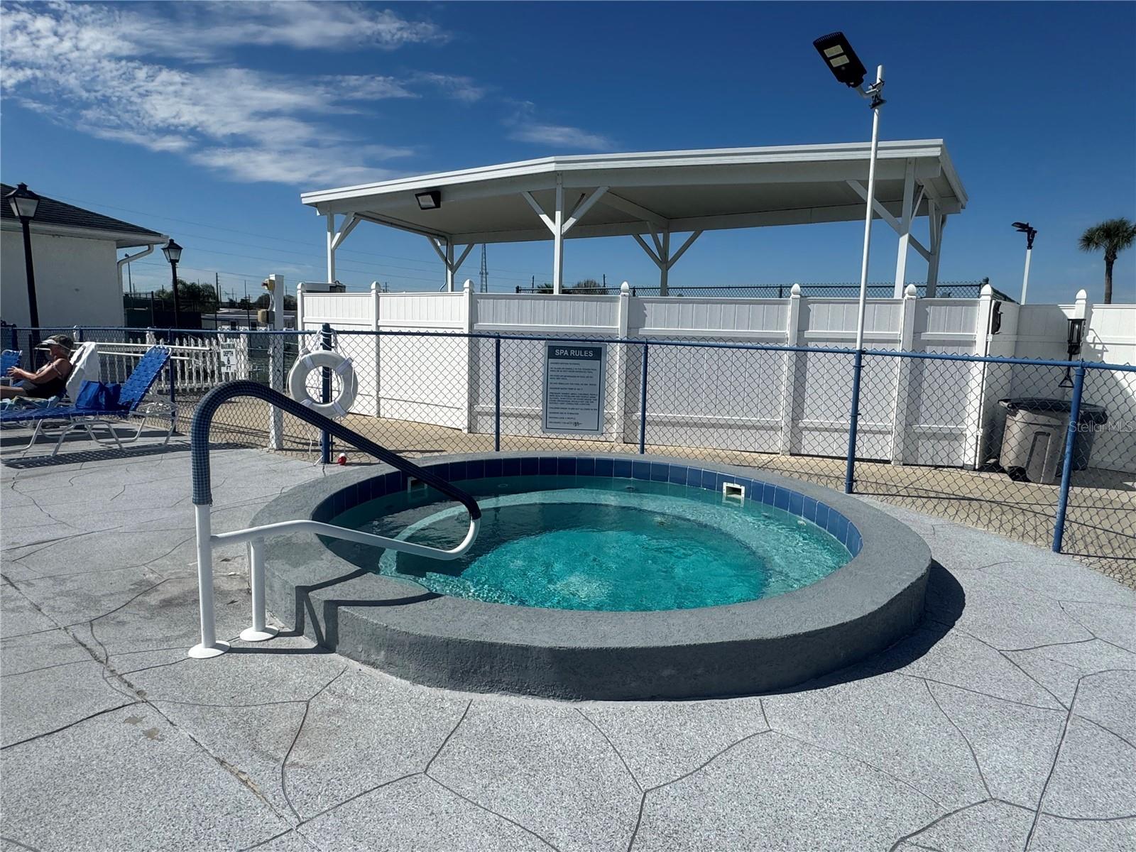 AMERICAN CONDOMINIUM PARKS - ZEPHYRHILLS - Residential